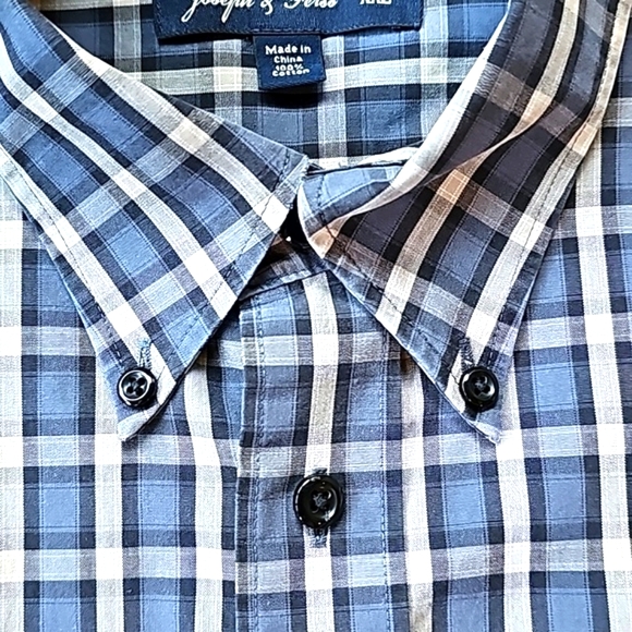 Men's Shirt - Picture 3 of 14